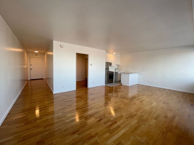 Building Photo - The Philadelphian – Fully Renovated Studio with All Utilities Included!