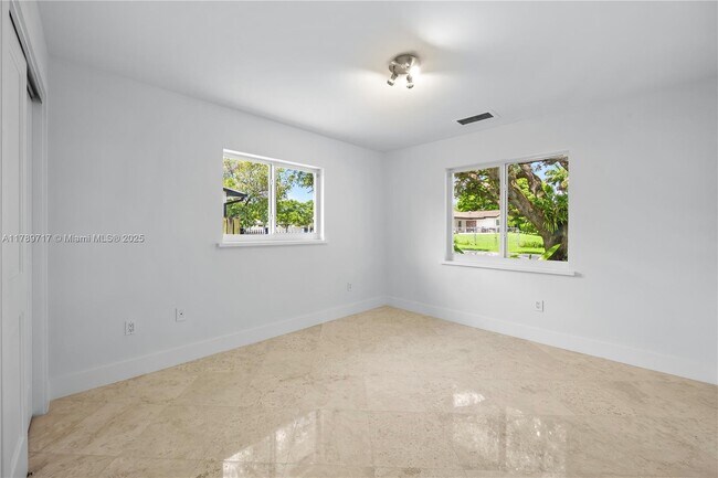 Building Photo - 14321 SW 78th Ct