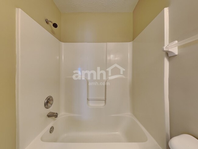 Building Photo - 2550 Allegro Ln