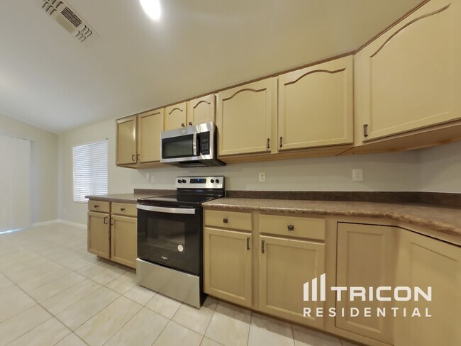 Building Photo - 25572 W Ripple Rd