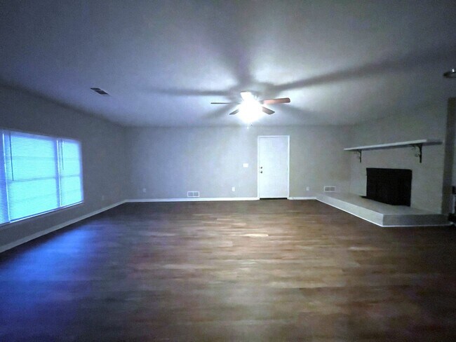 Building Photo - Available Now!