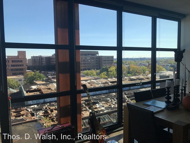 Building Photo - 807 V St NW