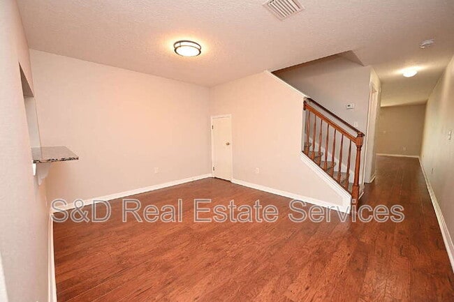 Building Photo - 5360 River Rock Rd