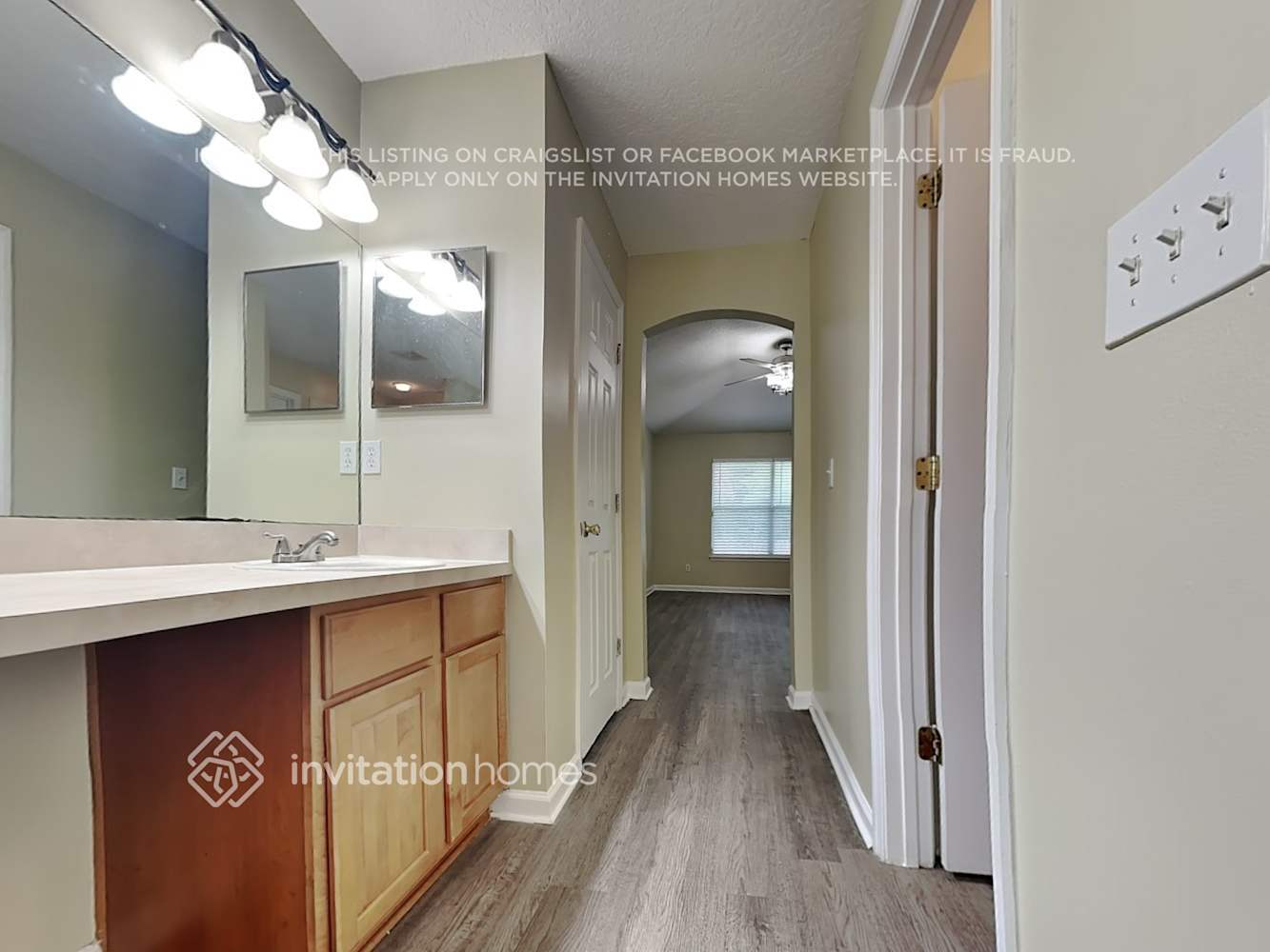Building Photo - 13948 Bradley Cove Rd