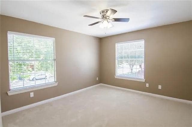 Building Photo - 9401 Blue Jay Way