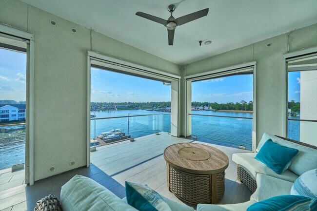 Building Photo - 199 Waterpoint Ct