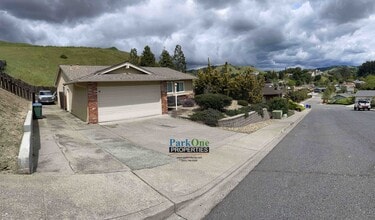 Building Photo - House With Paved Side Yard and Spacious Backyard in Pinole Now Available!!