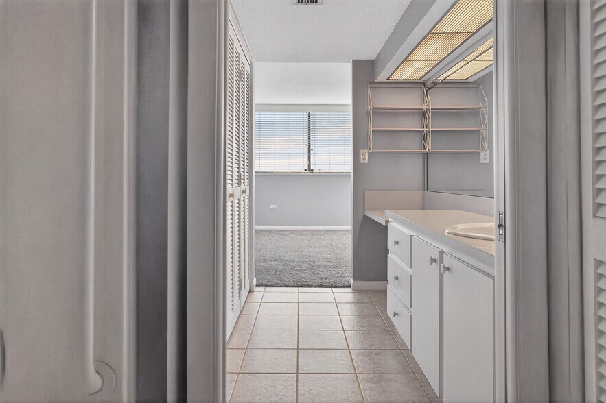 Master Bathroom - 500 Treasure Island Causeway