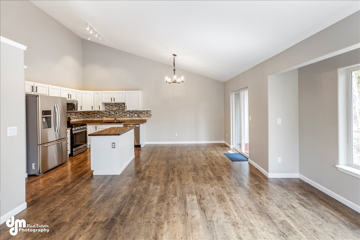 Building Photo - 8973 Northwood Park Cir