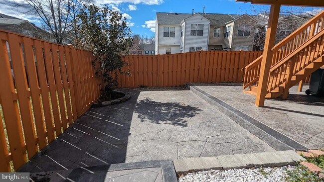 Building Photo - 12950 Tonka Ct