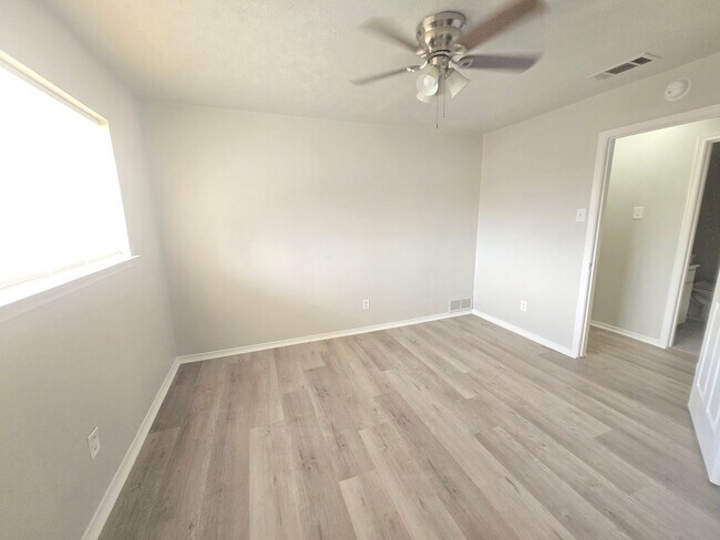 Building Photo - 13441 Blossomheath Ln