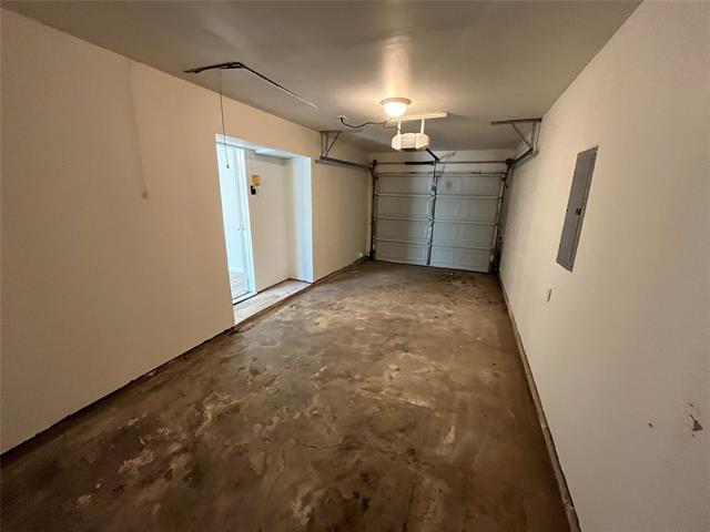 Building Photo - 824 Johnnie Row