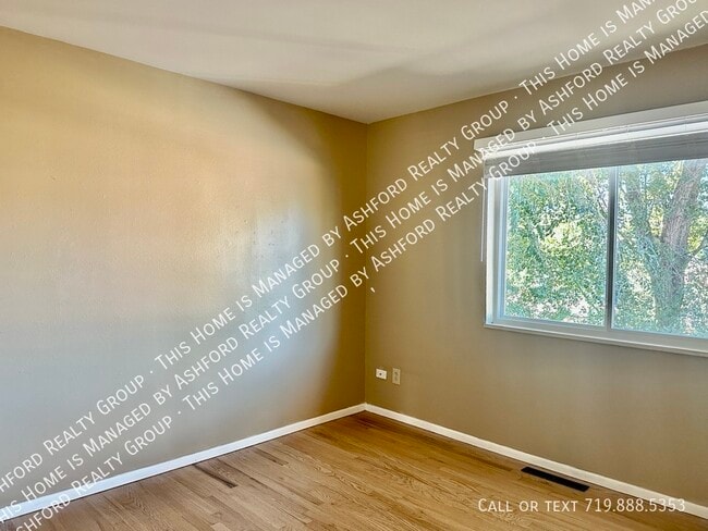 Building Photo - 3712 Windflower Cir