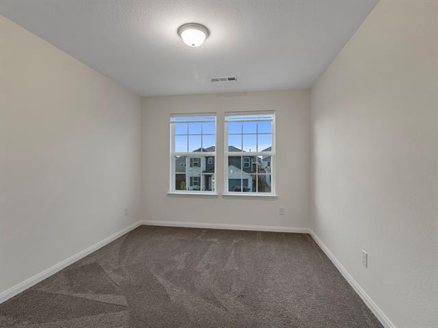 Building Photo - 2115 Callahan Dr