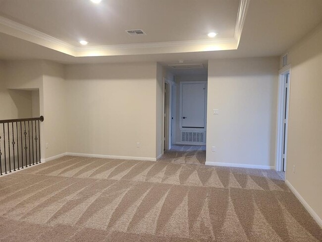 Building Photo - 32 Pacific Loon St