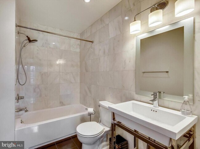 Building Photo - 7212 Grubby Thicket Way