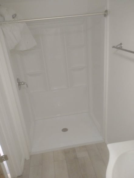 Building Photo - 115 Chatham Dr