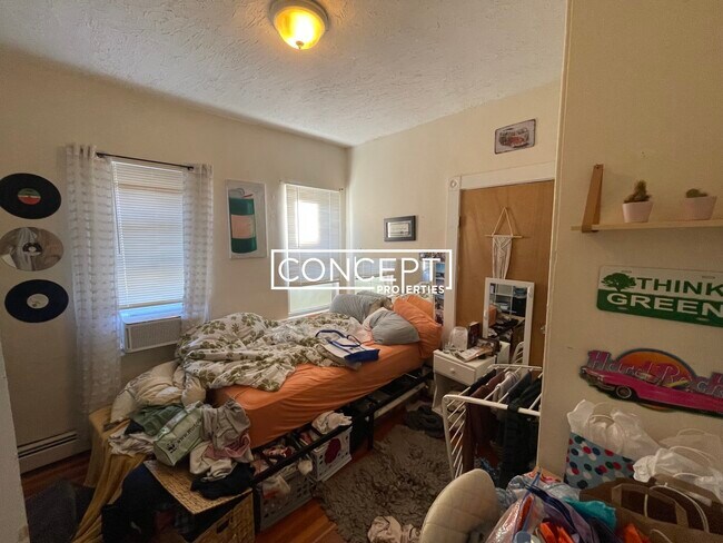 Building Photo - 34 Darling St