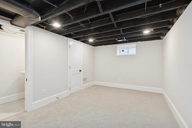 Building Photo - 2110 Bellemead Ave