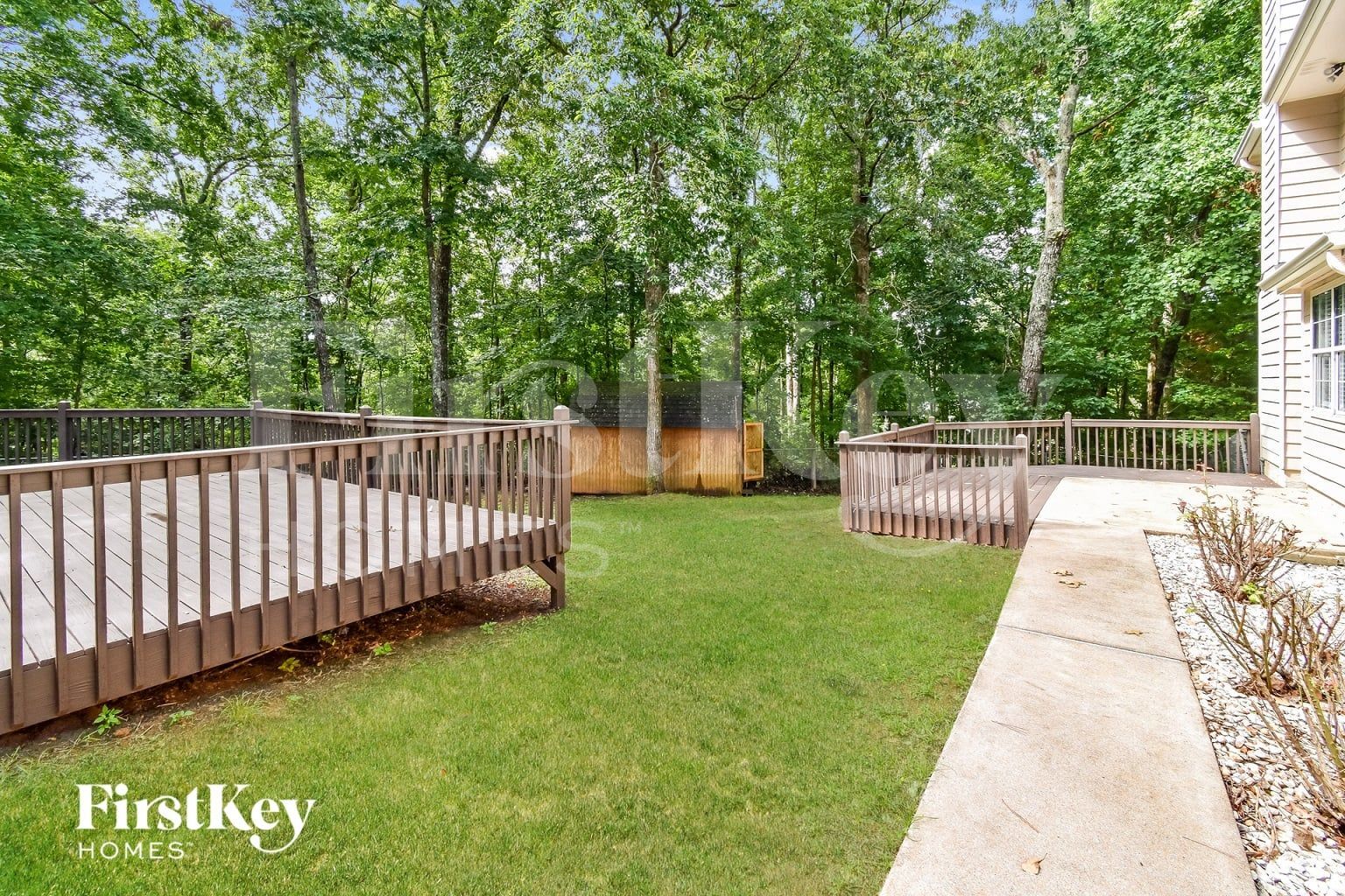 Building Photo - 5785 Shoal Creek Dr