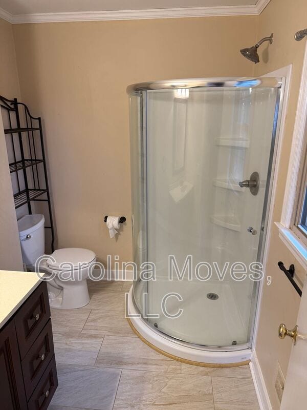 Building Photo - 708 W Lee Rd