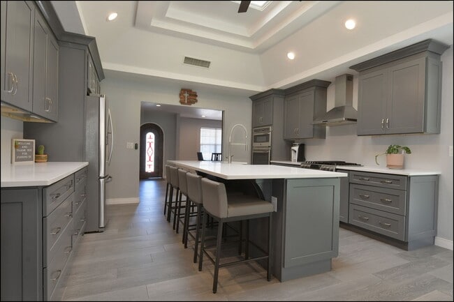 Building Photo - Coming Soon!