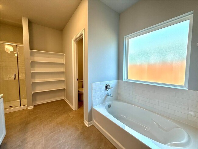 Building Photo - 211 Bethany Crk Dr