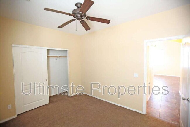 Building Photo - 2025 S 101st Ln