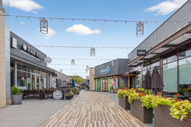 Building Photo - 23 Swanton Ln