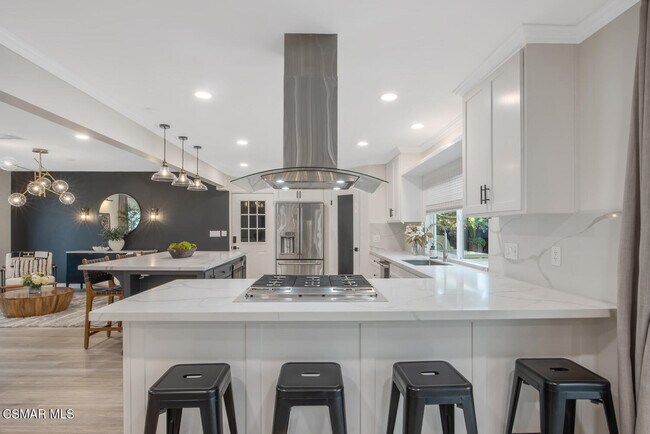 Building Photo - 1449 Norwich Ave