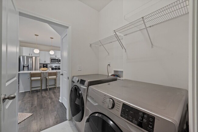 Building Photo - 301 Gander Ct