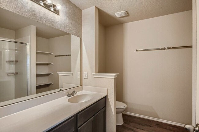 Building Photo - 207 Gallop Court, Waxahachie, TX, 75165