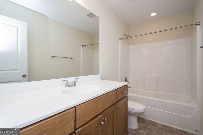 Building Photo - 289 Darbys Run Ct