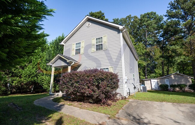 Primary Photo - Spacious 4-Bedroom in Durham - Your Perfec...