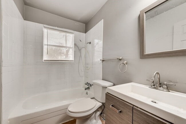 Building Photo - 4414 Cinda Ree Ln
