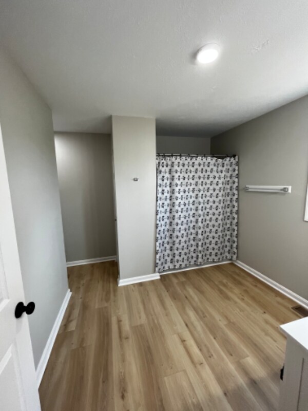 Building Photo - 3905 Carriage Hill Dr