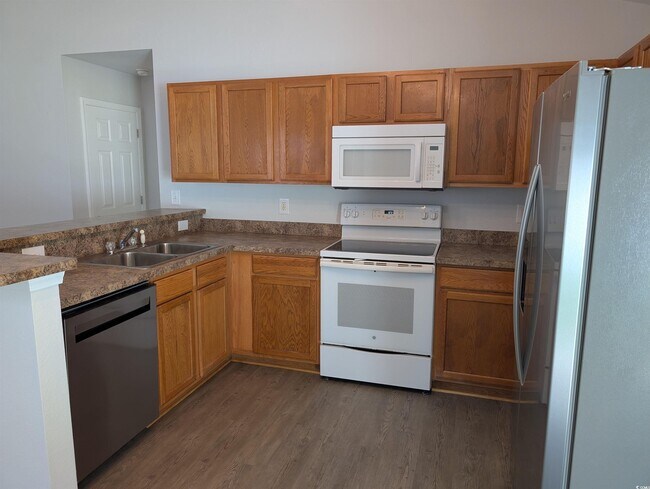 Building Photo - 148 Junco Cir