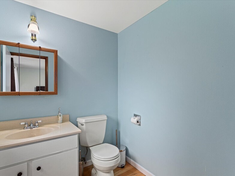 Building Photo - 16445 Ambaum Blvd S