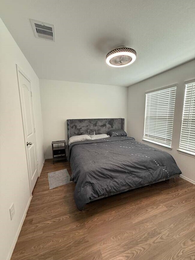 Building Photo - 21202 Frosted Fern Ln