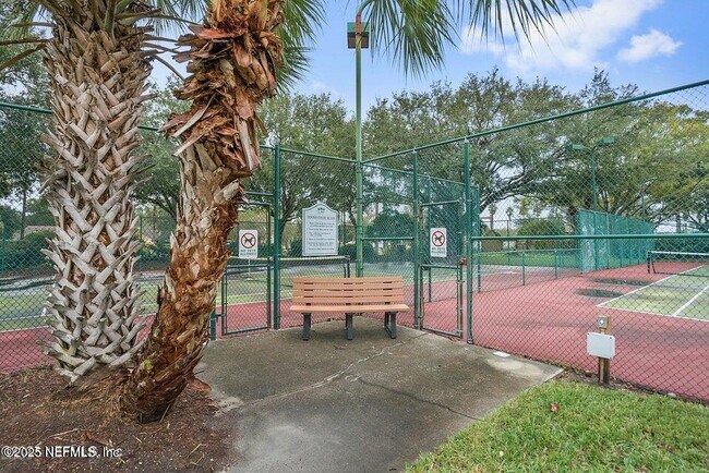 Building Photo - 7 Arbor Club Dr