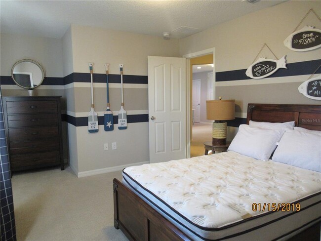 Building Photo - 8067 Pond Apple Dr