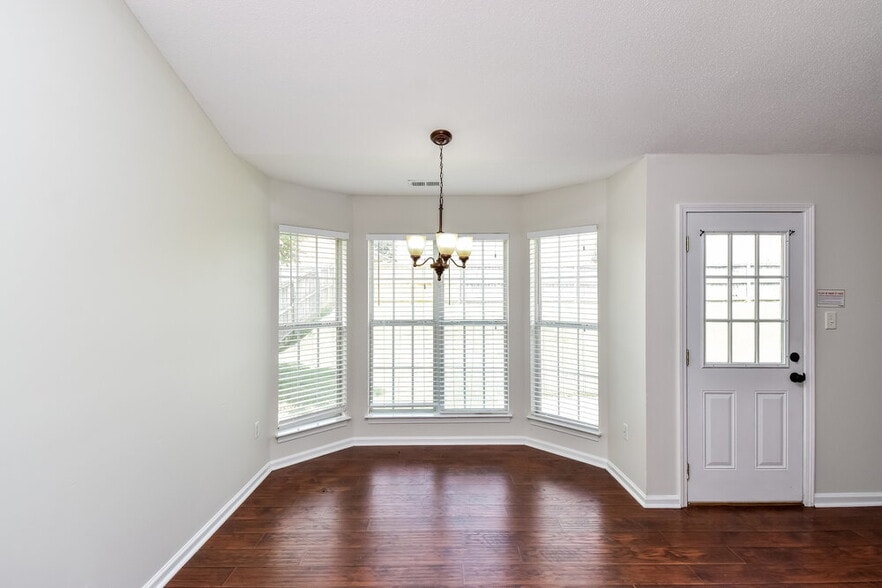 Building Photo - 7755 Mary Payton Dr