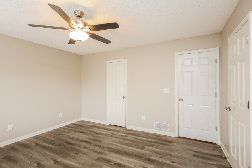 Building Photo - 4834 Diggers Way