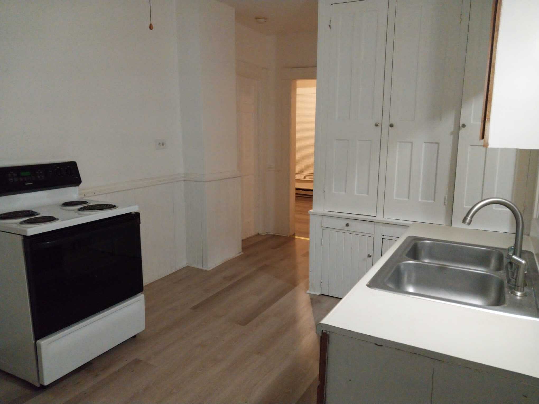 Building Photo - 11 Columbia Ave