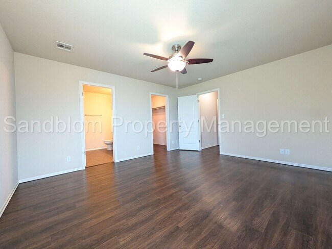Building Photo - 4003 W 104th Pl S