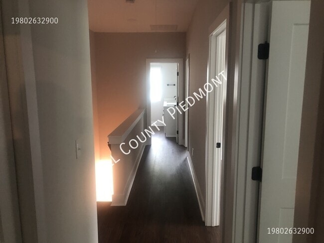 Building Photo - 3217 Credenza Rd