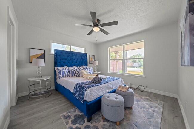 Building Photo - 1109 Moody St