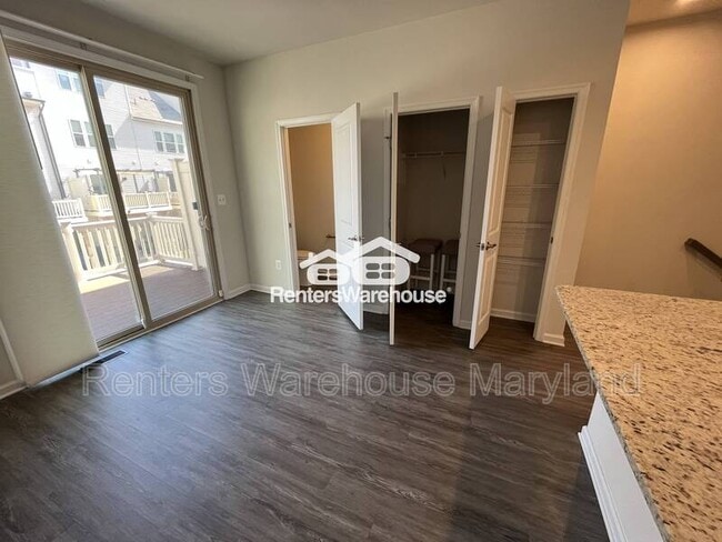 Building Photo - 201 S Macon St.