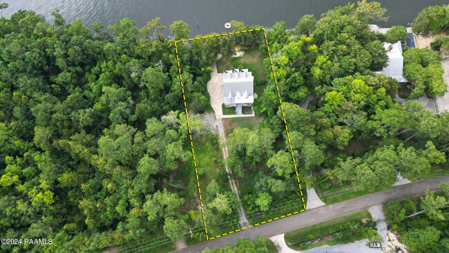 Building Photo - 68335 Taulla Dr