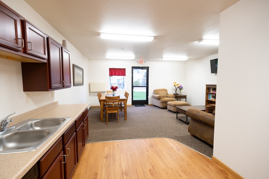 Primary Photo - Timber Ridge Apartments